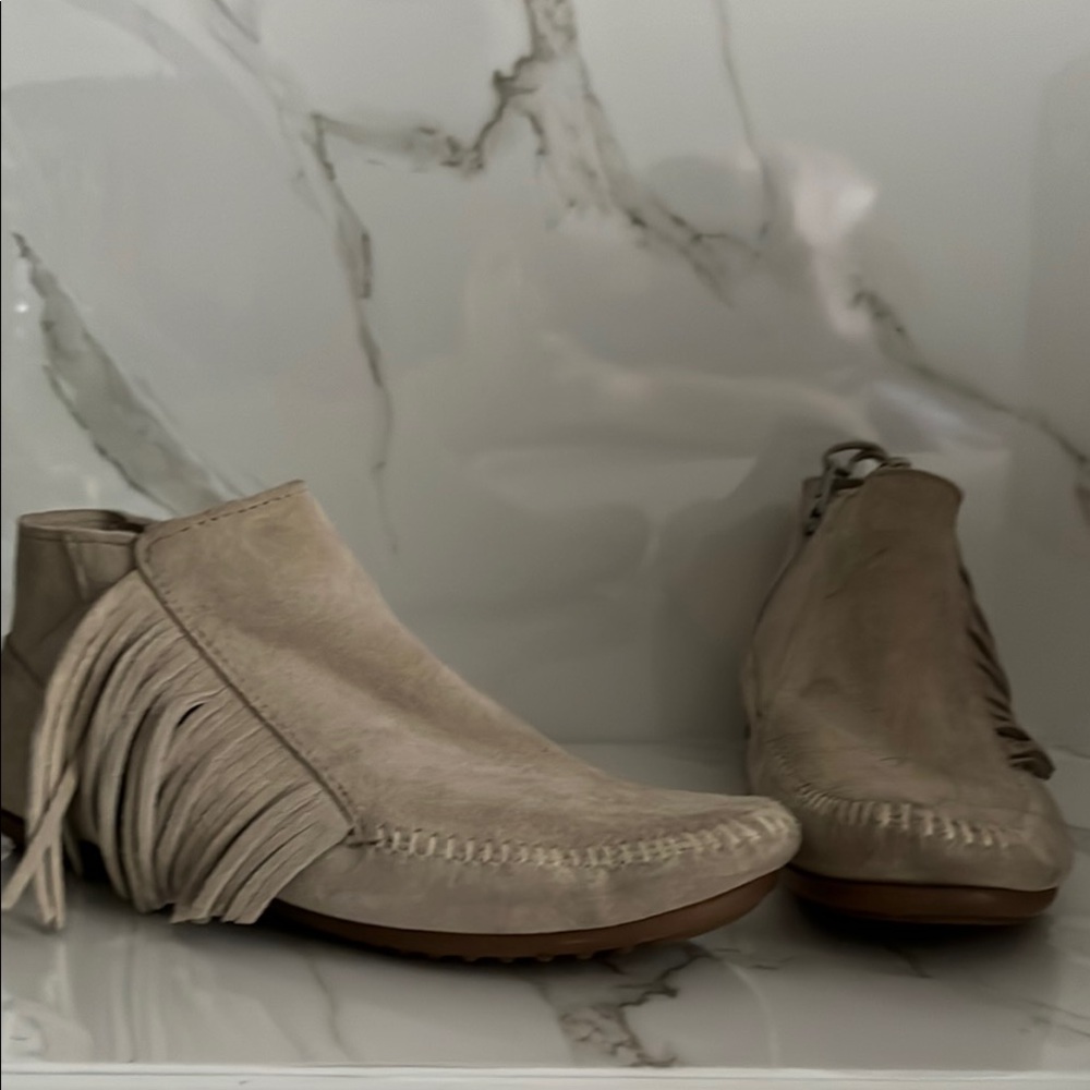 Minnetonka Tan Moccasins with Fringe Detail